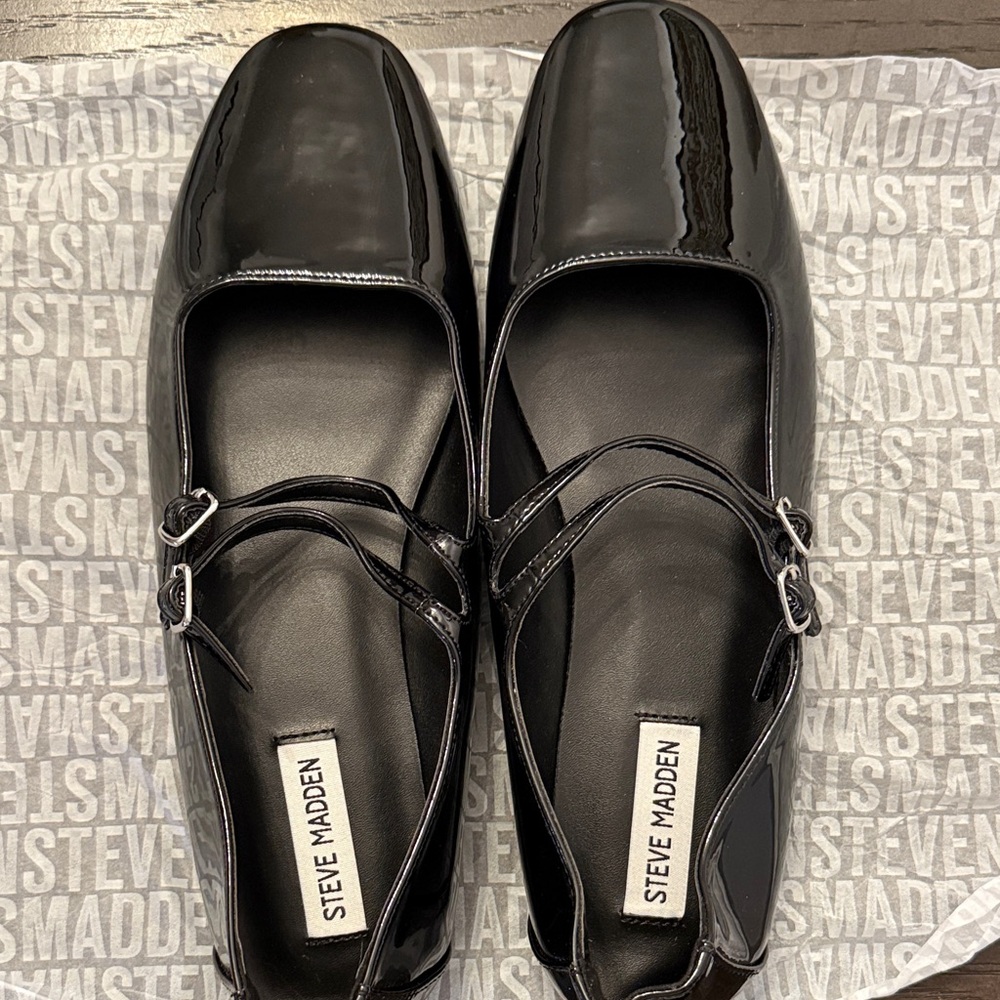 Steve Madden Glossy Black Women’s Mary Jane Loafers size 10, brand new
